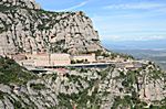 Blick auf das Kloster Montserrat, diesmal mit Zahnradbahn.