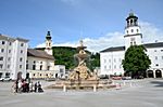 Salzburg - Brunnen am Residenzplatz